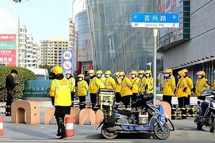 西区顶部之争！客战雷霆 快船首发：乔治&小卡&祖巴茨&曼恩&哈登